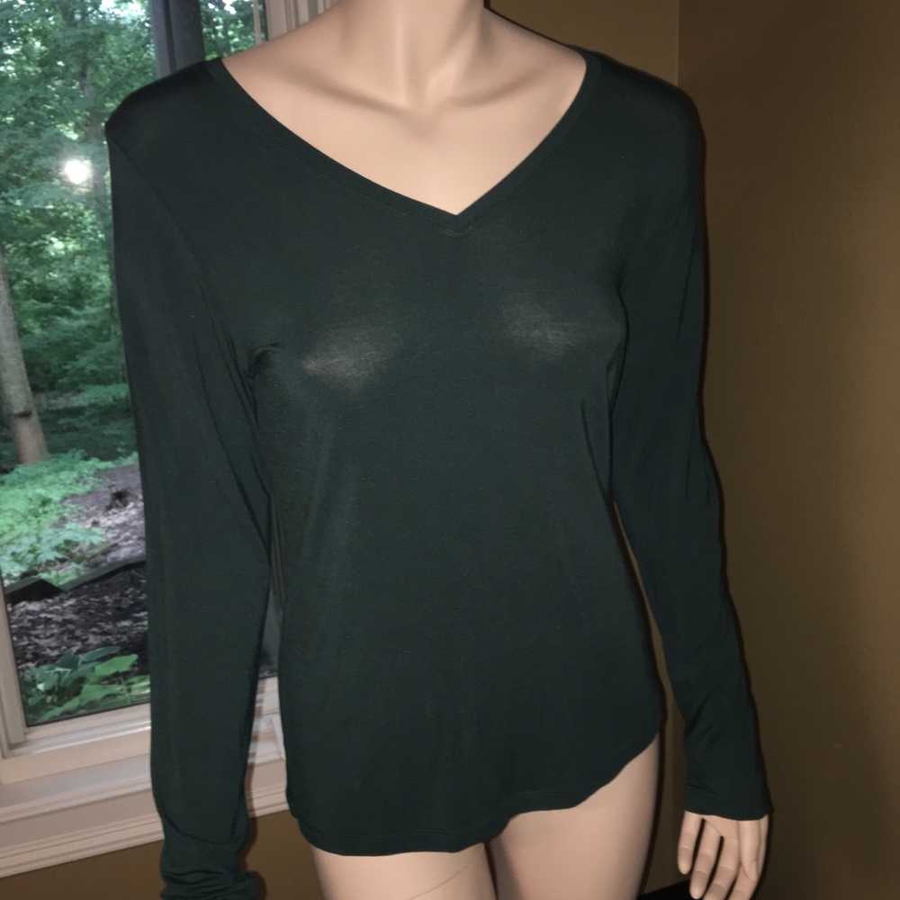 Olive green v-neck long sleeve
